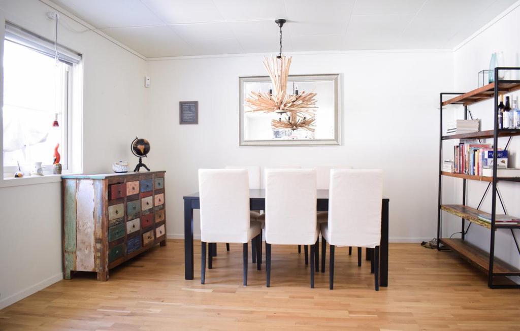 Normans House Kolltveit Eksteriør billede