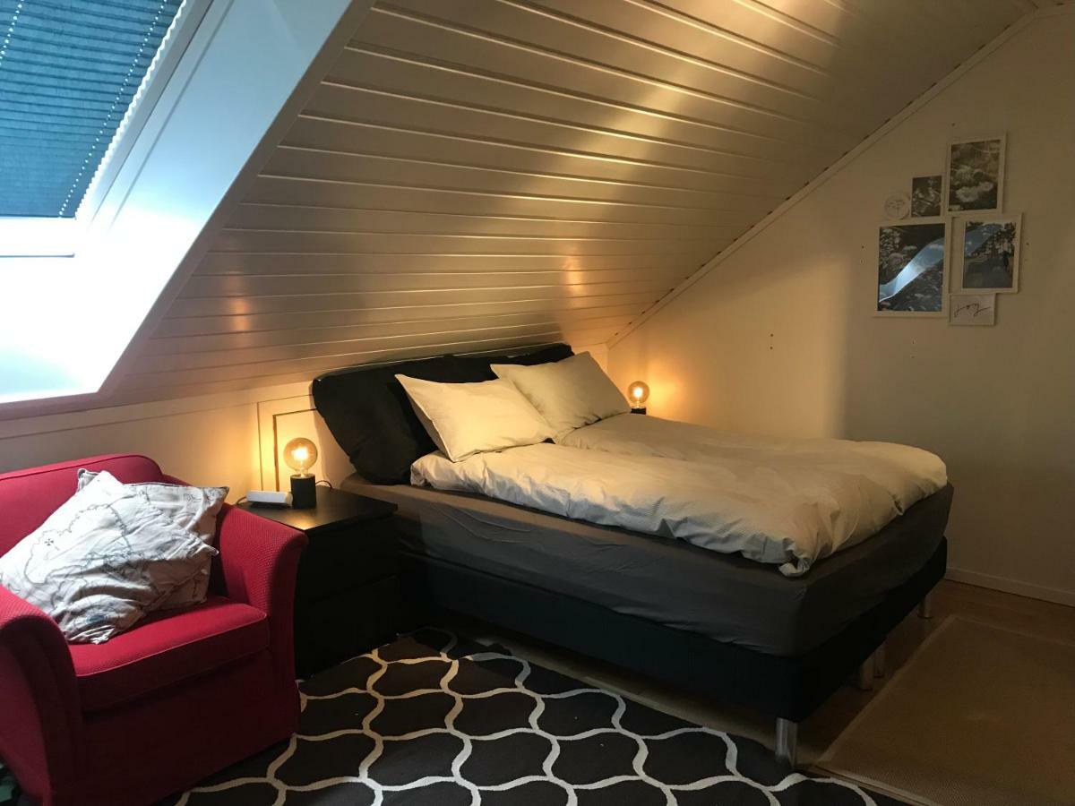 Normans House Kolltveit Eksteriør billede